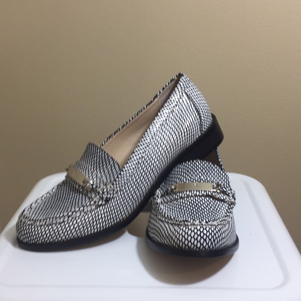 Classic Faux Snakeskin Shoes